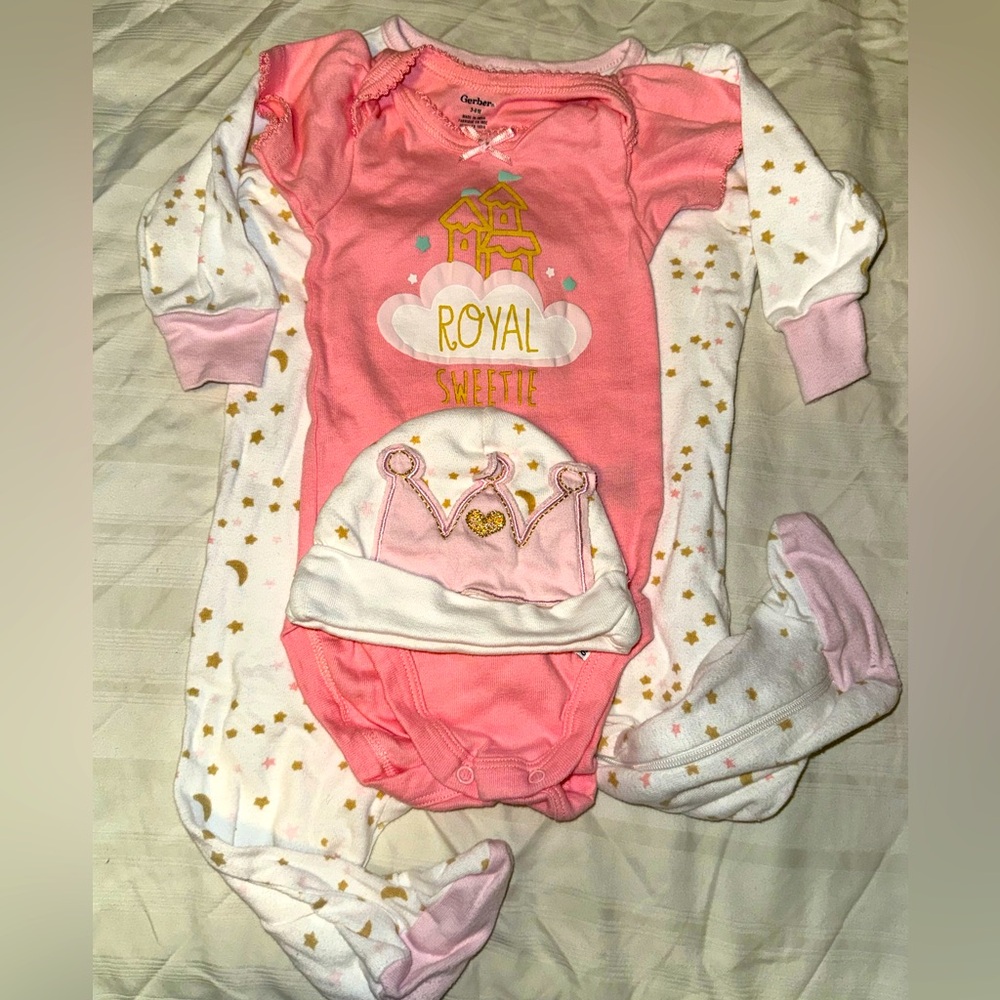Girls 3-6 month outfit bundle